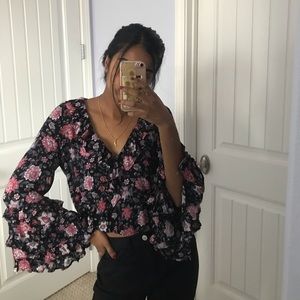 Floral cropped bell sleeve blouse